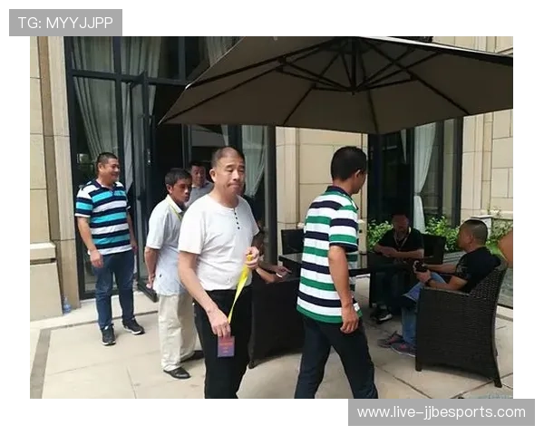 高姓足球球星盘点 这些高姓运动员在绿茵场上的精彩表现